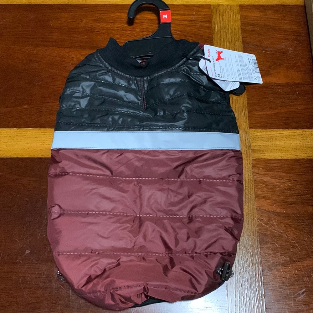 NWT Reddy Puffer Primaloft Dog Vest Sz Medium *Benefits Animal Charity*